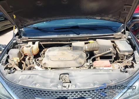 2017 Chrysler Pacifica Touring-L z USA, uszkodzony, nr VIN 2C4RC1BG8HR613239